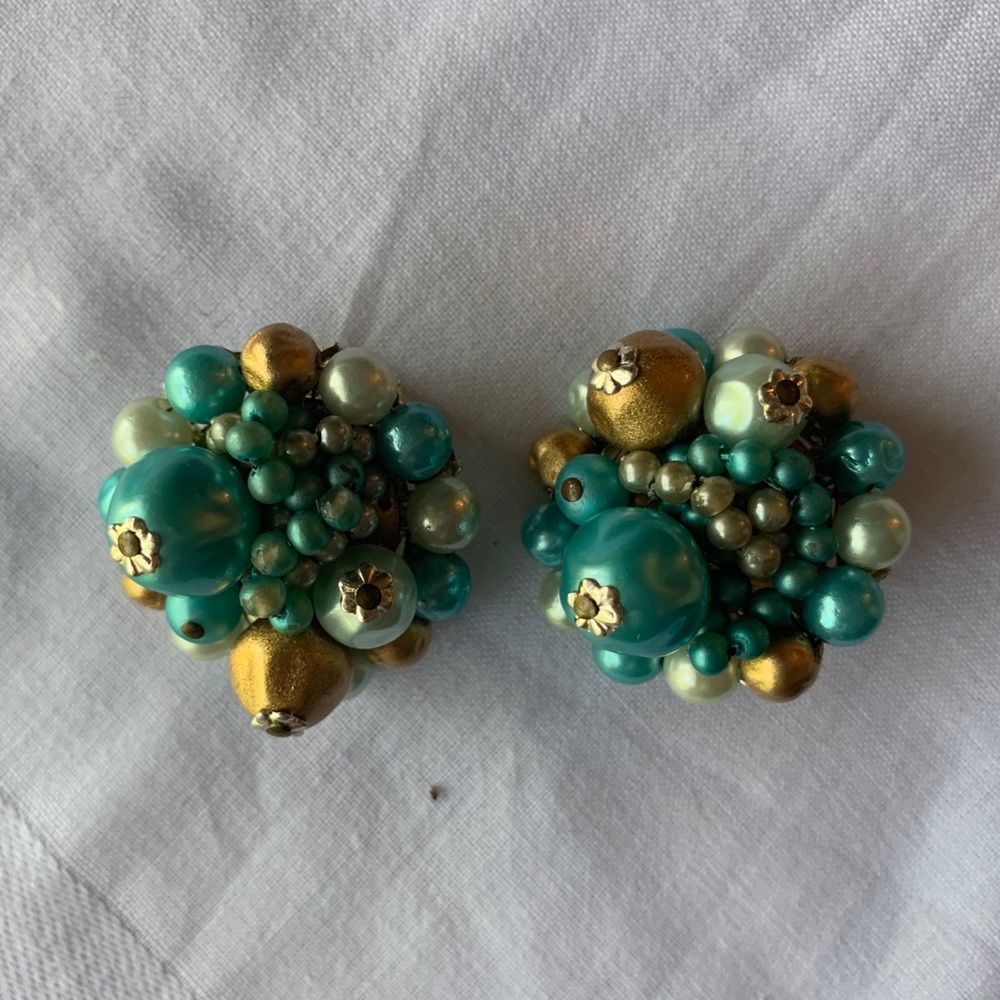 Vintage 60s Beaded Clip-on Earrings